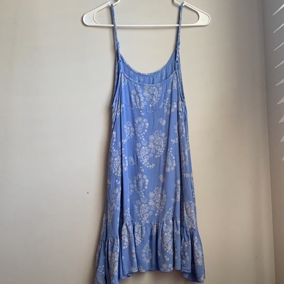 Urban Outfitters Beach Ruffle Mini Dress - Picture 2 of 4